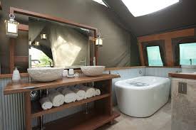 Sydneysiders don't have to travel far to try a touch of luxurious glamping with the tandara glamping tent situated within the lane cove holiday park. Glamping Google Search Glamping Bathroom Bathroom Accessories Luxury Glamorous Bathroom