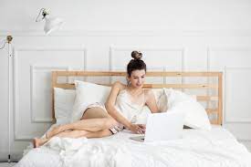 What Is Ethical Porn? How To Spot It + 11 Places To Watch | mindbodygreen
