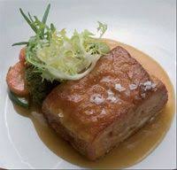 Cochinillo De Zafra Deshuesado Y Confitado A Baja Temperatura Cocina Extremena Gastronomia De Extremadura Comida Gastronomia Comidas Diarias