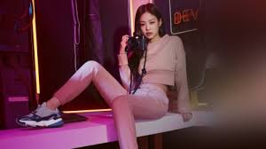 Jennie Blackpink Wallpaper Desktop 2258168 Hd Wallpaper Backgrounds Download