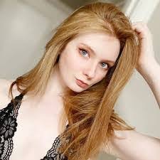 Melody Snyder's Instagram, Twitter & Facebook