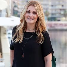 «και τους στίχους έγραψε ο βαγγέλης», είπε η θεοδωρίδου με τον. Andriana Foystanoy H Korh Ths Natasas 8eodwridoy Egine 17 Etwn Kai Pozarei Mazi Me Th Mama Ths Fthis Gr