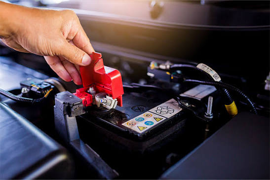 Replacing a car battery | Tips from the car battery market