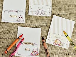 It is laid out to have 10 place cards, four in white and 6 in the wooden design, creating alternates that look great on the table or chairs. How To Make Customizable Thanksgiving Place Cards Diy