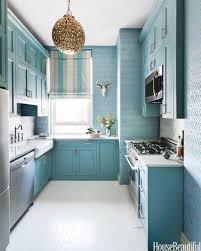 Bentuk kitchen set minimalis yang mengikuti panjang ruang membuat dapur ini terasa sangat menghemat tempat, dan fleksibel untuk diterapkan pada berbagai bentuk ruang. 50 Desain Kitchen Set Untuk Dapur Kecil Desainrumahnya Com