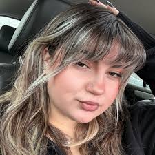 Is this a stray cat or someone's pet?