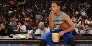 Next to his perfectly pressed golden state warriors uniform and his under armour curry shoes to be worn that night, sits a bag of popcorn on his chair in front of his locker, waiting for curry to consume both pregame and postgame, and sometimes at halftime. Nba Steph Curry S Popcorn Addiction It S Sick Bro It S A Problem Jim Heath Tv