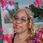 Allison Linthicum's Instagram, Twitter & Facebook