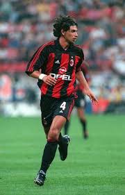 Demetrio Albertini 1988 2002 Ac Milan 1990 91 Loan Padova 2002 03 Atletico Madrid Spa 2003 04 Lazio Ita 2004 05 Atalant Foto Di Calcio Calciatori Ac Milan
