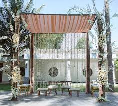 It will take a few years to grow and become a nice. Unique And Gorgeous Home Decor Ideas For Small Weddings