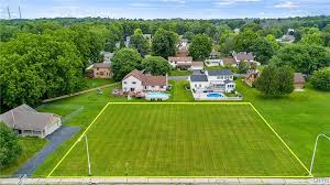 17 Mark Fitzgibbons Drive, Oswego, NY 13126