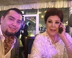 صورة جمعتنا مع الفنانة القديرة رجاء الجداوي كانت بقمة الذوق والتواضع والأناقة والشخصية الصلبة المتميزة Crochet Earrings Diamond Earrings Pearl Necklace