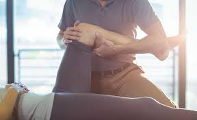 Orthopedic surgery & sports medicine specialist. Sports Medicine Amita Health Orthopedics Institute