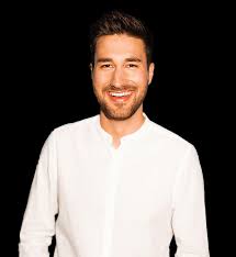 Moderator sky sport news hd. Fabian Sauer Sky Sport News Hd Moderator Sprecher Autor Und Comedian