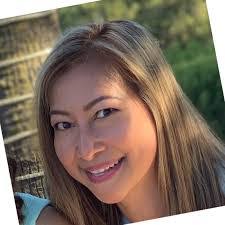 Vanessa Bui's Instagram, Twitter & Facebook