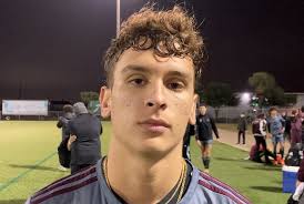 Boerne holds off London boys soccer in regional semifinals