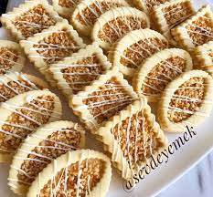 findikli kurabiye 125 gr tereyagi 1 cay bardagi siviyag 7 yemek kasigi pudra sekeri 1 yumurta beyazi 2yemek kasigi misir unu 2yeme yemek tarifleri yemek tatli