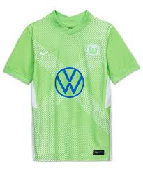 Der vfl wolfsburg ist seit 1997 in der bundesliga vertreten und konnte sich 2009 den titel als in unserem wolfsburg fan shop kannst du die aktuellen wolfsburg trikots 2021 / 2022 sowie shorts. Nike Vfl Wolfsburg Trikot Home 2020 2021 Kids Grun F343 Fan Shop Replica