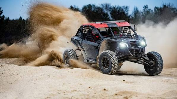 Side By Side Atv Images – Browse 5,679 Stock Photos, Vectors, and Video |  Adobe Stock