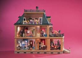 Amazon Com Playmobil Victorian House Toys Games Victorian Dollhouse Victorian Dollhouse Miniatures Victorian Dollhouse Furniture