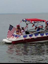 Wooden oars and paddles for decoration. 4th Of July Boat Parade 4th Of July Boat Parade Boat Parade Boat Parade Ideas
