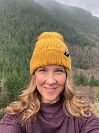 SNE MNE NNE* Was a great trip with the very fit Bitsy and Mike! Bitsy told  some fellow hikers at the peak of Windsor that we were the Amica hiking  club. Made