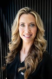 Valerie Parish's Instagram, Twitter & Facebook