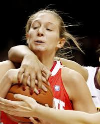 Minnesota women topple 9th-ranked Ohio State 76-68