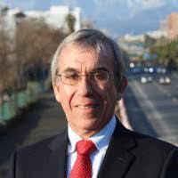 Luis Richards's Instagram, Twitter & Facebook