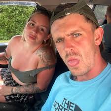 Any mobile mechanics available this week to supply and fit brake pads and  discs