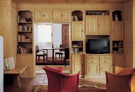 Der trend geht heutzutage zu hellen türen, beispielsweise in brilliant oder opalweiß. Katalog Mountain Wohnbuch Ideen Fur Kuche Esszimmer Wohnzimmer Und Schlafzimmer Landhausmobel Dietersheim