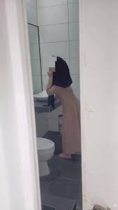 Jilbab cantik pipis di wc bambu video 2 momen yang tak terlupakan