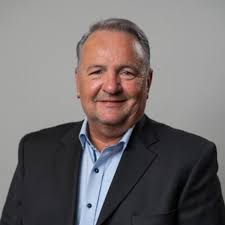 Das Team von RE/MAX Prestige Dillingen/Saar: Ihre kompetenten  Immobilienexperten