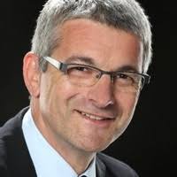 1100+ profils pour “Dubach”