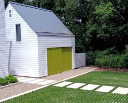 See before & after pictures of shelving, storage cabinets & hangers to clean up clutter and store items. 10 Things Nobody Tells You About Garage Design Gardenista