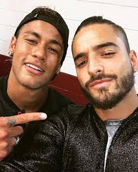 Скачай maluma feat pipe bueno tequila (2021) и maluma feat beele, rauw alejandro, darell, mambo kingz, dj luian aloha (2021). Viva Barca Colombian Singer Maluma With Messi And Neymar Facebook