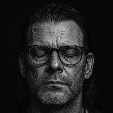 The bow RUNE WIND GEMINI Bow Bow: ITEM LEVEL 82 QUALITY: +20% PHYSICAL  DAMAGE: 279-528 LIGHTNING DAMAGE: 2-120 CRITICAL HIT CHANCE: 9.69% ATTACKS  PER SECOND: 1.10 REQUIRES: LEVEL 78, 163 DEX ADDS