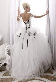 Atelier Http Your Amazing Wedding Dress Photos Blogspot Com Black Wedding Dresses Wedding Dress Styles White Wedding Dresses