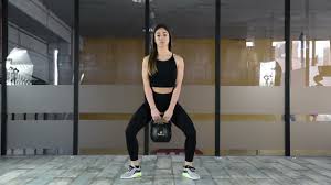 Allenamento a casa tonificazione muscolare donna