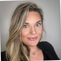 Alicia Mccall's Instagram, Twitter & Facebook