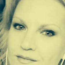 Dawn Vetter's Instagram, Twitter & Facebook