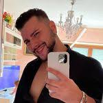 Alex Tocco's Instagram, Twitter & Facebook