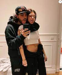 Ben attal is an actor and is the son of charlotte gainsbourg and yvan attal. Thylane Blondeau Amoureuse Sa Declaration D Amour A Ben Pour Son Anniversaire Le Diaporama Purepeople