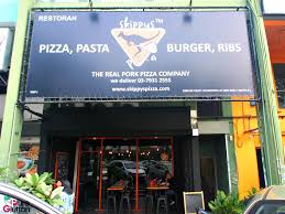 Damansara utama (uptown) 47400 petaling jaya, selangor, malaysia. Hearty Pork Pizzas Pasta And Burgers At Skippy S Pizza Damansara Utama Coconuts Kl