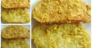 Campur tepung terigu, tepung beras, bubuk vanili, garam, keju dan air lalu aduk rata membentuk adonan cukup encer. Resep Ubi Goreng Tepung Crispy Area Halal