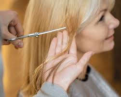 How i cut my hair at home in long layers! Free Photo Smiley Woman Getting A Haircut At Home With Hairdresser