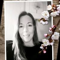 600+ profiler som matchar ”Hélène”