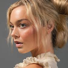 Aimee Nicolas (@aimeenicolas) • Instagram photos and videos