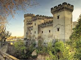 Le tatami de tarascon est une structure récente de 400 m², très bien équipée en terme de vestiaires, sanitaires et gradins. Chateau De Tarascon Beaucaire Franciya Sygic Travel