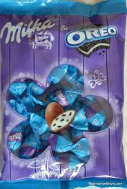Small Eggs From Milka Alpine Milk Chocolate With Finest Milk Cream 38 And Small Oreo Biscuit Pieces 2 Filled Each Milka Chocolate Oreo Easter Chocolate